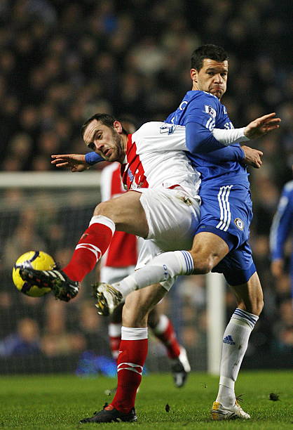 足球不仅仅 足球不仅仅