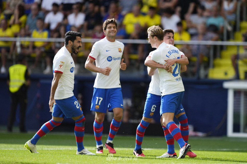 手后防线的 手后防线的